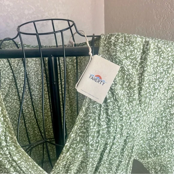 Faherty Sirene Mini Dress Rivertin Ditsy Floral Green NWT size S - Picture 3 of 7